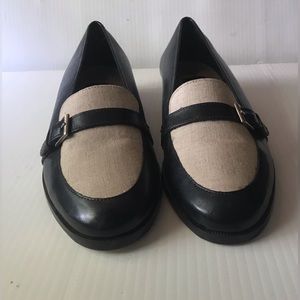 VINTAGE NAVY LEATHER PAPPAGALLO LOAFERS WITH BUCKLE MADE IN BRAZIL, NEW 8N